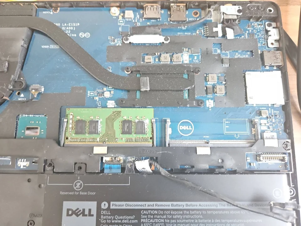 Laptop memory module installed during workshop inspection Laptop memory module installed during workshop inspection