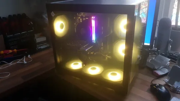 red desktop pc - pc repair guru workstation